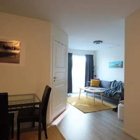 With Two Bedrooms And Parking 스타방에르