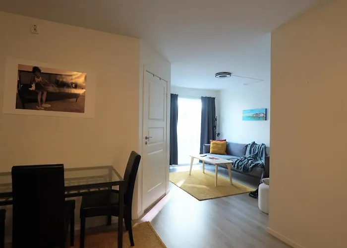 With Two Bedrooms And Parking 스타방에르