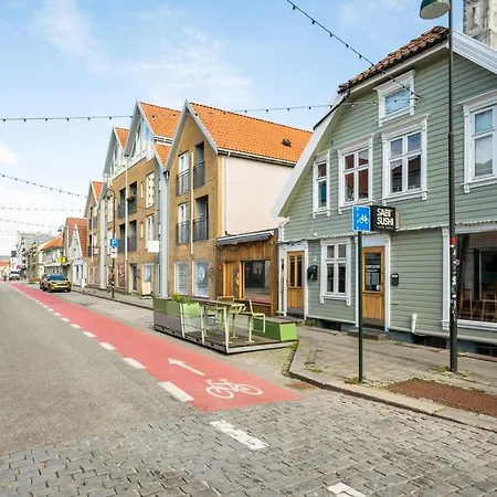 Apartmán With Two Bedrooms And Parking