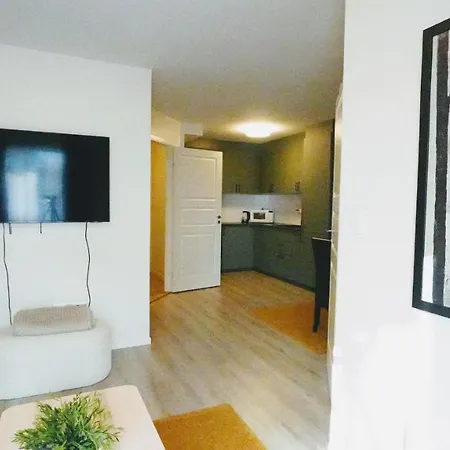 With Two Bedrooms And Parking Apartmán Stavanger